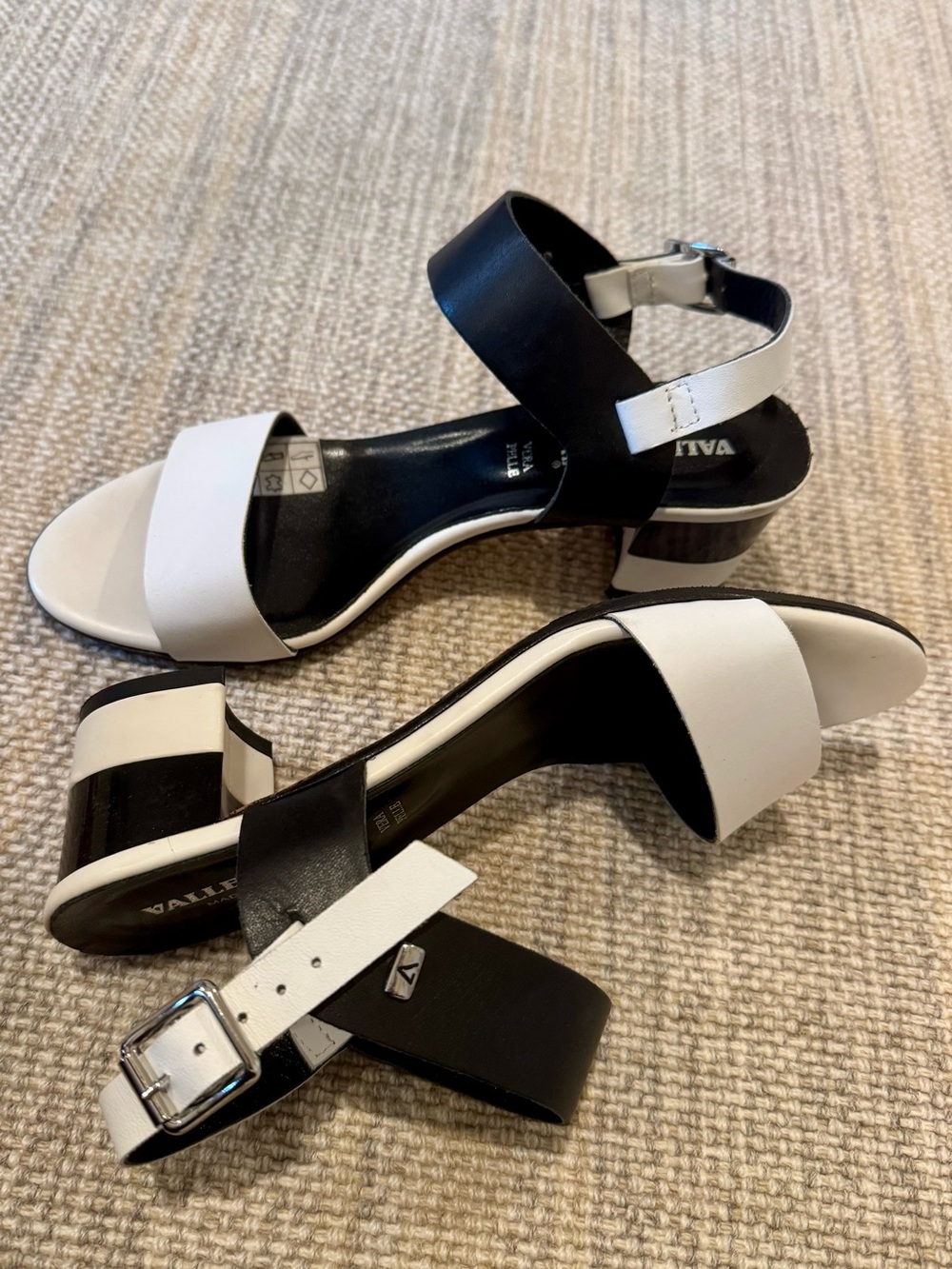 VANELI Two-Tone Black & White Block Heel Sandals